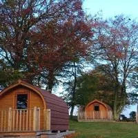 Drumshademuir Caravan & Camping Park, hotel em Glamis