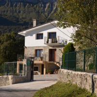 Los mejores hoteles con jacuzzi en la habitación en País Vasco 6 Casa Rural Sierra Salvada