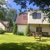 Männi Farm Holiday House โรงแรมในEoste