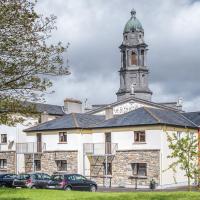 Cathedral View Apartments, hotel di Longford