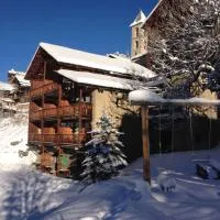 Les Chalets du Villard, hotel a Saint-Véran