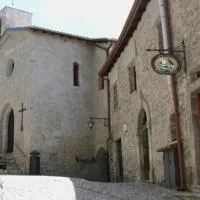Locanda Il Falco Nero, hotel a Fumone