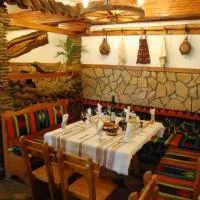 Balkanski chanove, hotel u gradu 'Botevgrad'