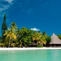 Oure Lodge Beach Resort, ξενοδοχείο σε Vao