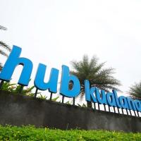 The Lively Hotel Kualanamu, hotel in Medan