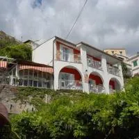 Maison Raphael, hotel v mestu Minori
