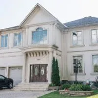 JstLikeHome - Luxury Mansion & Guesthouse, Hotel in Ottawa