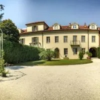 B&B Villa Ricardi, хотел в Монкалиери