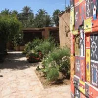 Maison Nomades، فندق في Tighmert