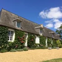La Moulinière, jolie longère du XVIIè 25, chemin de la Source, hotell sihtkohas La Jaille-Yvon