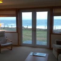 Mey Cliff Cottage, hotel in Scarfskerry