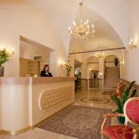 Hotel Cavour, hotel in Bologna