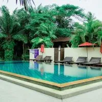 Palm Sweet Resort, hotel i Chumphon