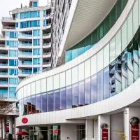 Pinnacle Hotel at the Pier, hotell i North Vancouver