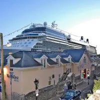 WatersEdge Hotel – hotel w mieście Cobh
