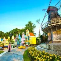 Brookside Valley Resort, hotel en Rayong