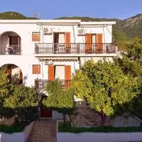 Alexios Studios, hotel v mestu Neo Klima