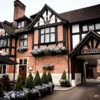 The White Hart Hotel, hótel í Kingston upon Thames