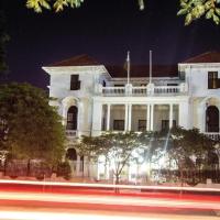 Bulawayo Club, hotell i Bulawayo