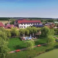 Nádas Tó Park Hotel, hotell sihtkohas Vasad