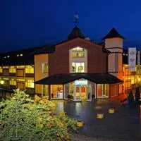 Hotel Aqua Panon، فندق في كانجيزا