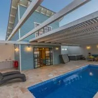 Gold 68- גולד 68 סוויטות בוטיק, Hotel in Kefar Barukh
