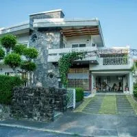 Mountain Homestay 6-8人包棟民宿, hotel sa Xinhua