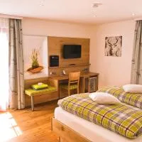 Hotel am Wiesenhang - Garni, ξενοδοχείο σε Bad Kohlgrub