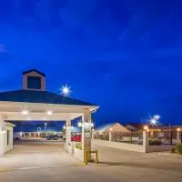 Best Western Regency Inn & Suites, hotel em Gonzales