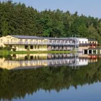Hotel&Wellness Knížecí rybník, hotel i Tábor