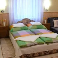 Madácsi Vendégház, Hotel in Kiskőrös