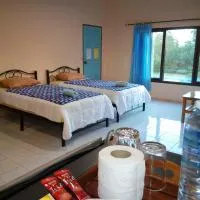 Peace Pool Resort, hotel en Khun Han