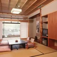 Yuttarino-Sato Inaka, hôtel à Achi