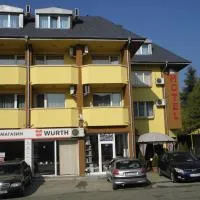 Hotel Pilevski، فندق في بلاغويفغراد