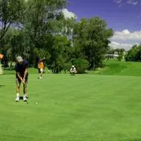 Commercial Golf Resort、オルベリーのホテル
