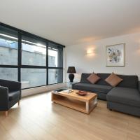 Modern & Peaceful Flat 2 Mins to Tube