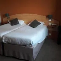 Le relais de l'Argoat, מלון בBelle-Isle-en-Terre