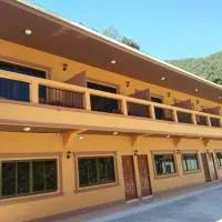 Hill Top Home、メーサロンのホテル