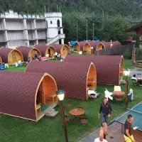 Inn-side ADVENTURE CABINS, отель в городе Хайминг