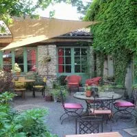 L'Auberge des Collines, hotel sa Granges-Les-Beaumont