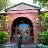 McMenamins Old St. Francis School, hotell sihtkohas Bend