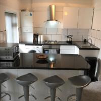 Marine Lake apartment, hotel in West Kirby
