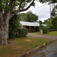 Beerwah House, hotel di Beerwah