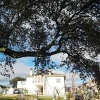 Villa Entre Encinas, hotel v destinaci Moralina