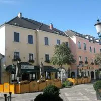 Zum schwarzen Adler, hotel u gradu Tuln