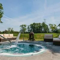 Thornton Hall Hotel & Spa, хотел в Хесуол