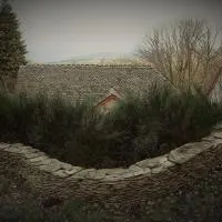 Domaine des Maréquiers chambre Pimprenelle، فندق في Saint-Germain-du-Teil