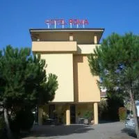 Hotel Roma, hotel Bussolengóban