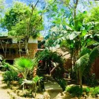 Spondylus Lodge, khách sạn ở Ayampe