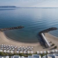 Knossos Beach Bungalows Suites Resort & Spa, отель в Коккини-Хани